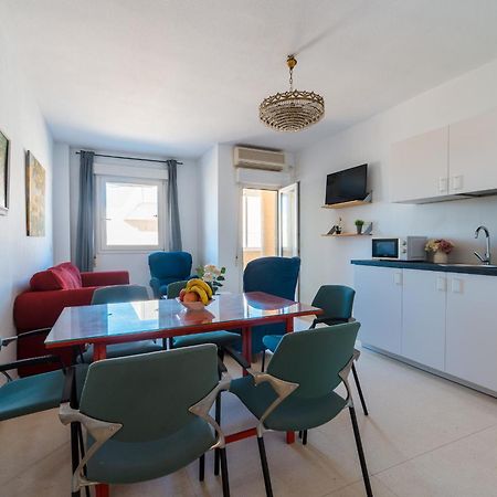 Piso Familiar Virgen Del Rocio Apartment Севиля Екстериор снимка