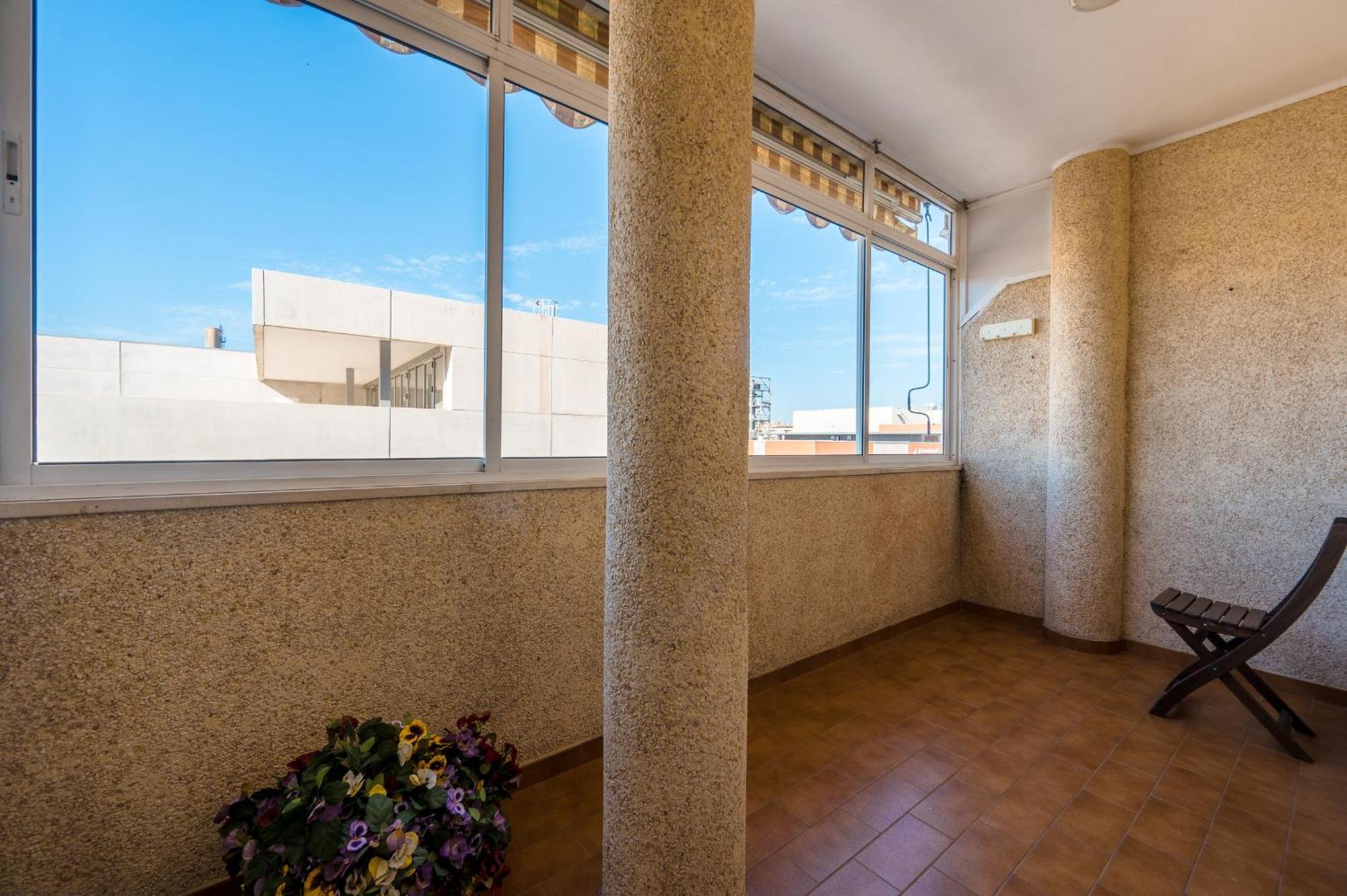 Piso Familiar Virgen Del Rocio Apartment Севиля Екстериор снимка