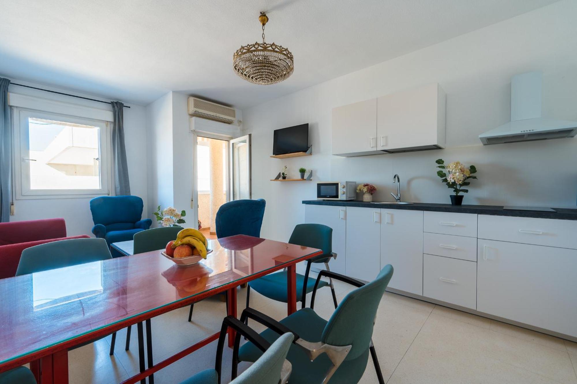 Piso Familiar Virgen Del Rocio Apartment Севиля Екстериор снимка
