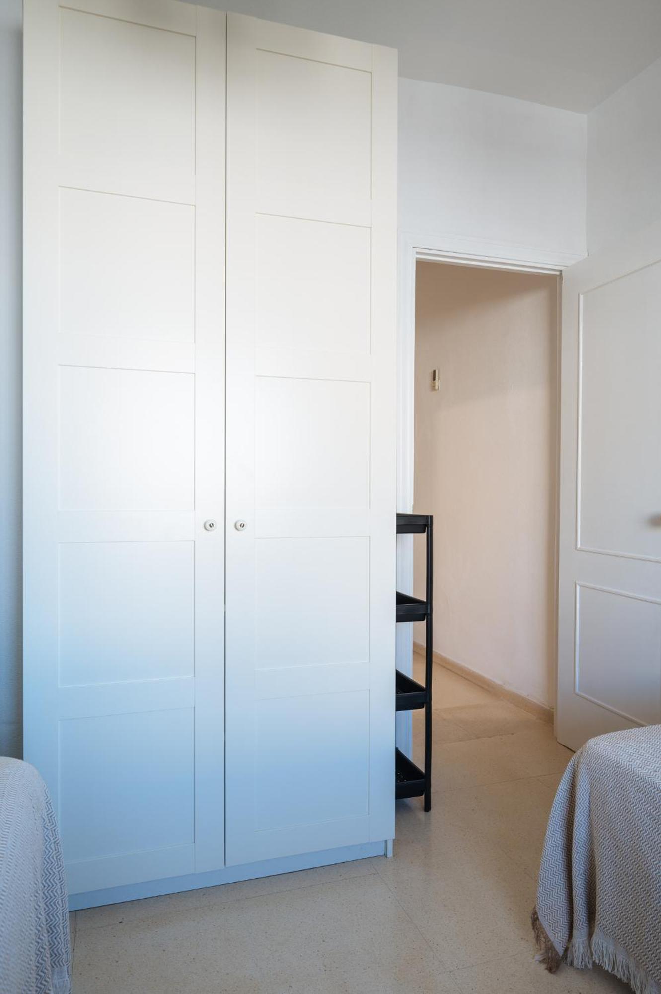 Piso Familiar Virgen Del Rocio Apartment Севиля Екстериор снимка