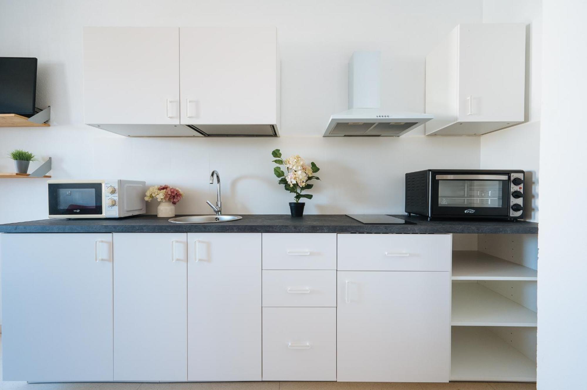 Piso Familiar Virgen Del Rocio Apartment Севиля Екстериор снимка