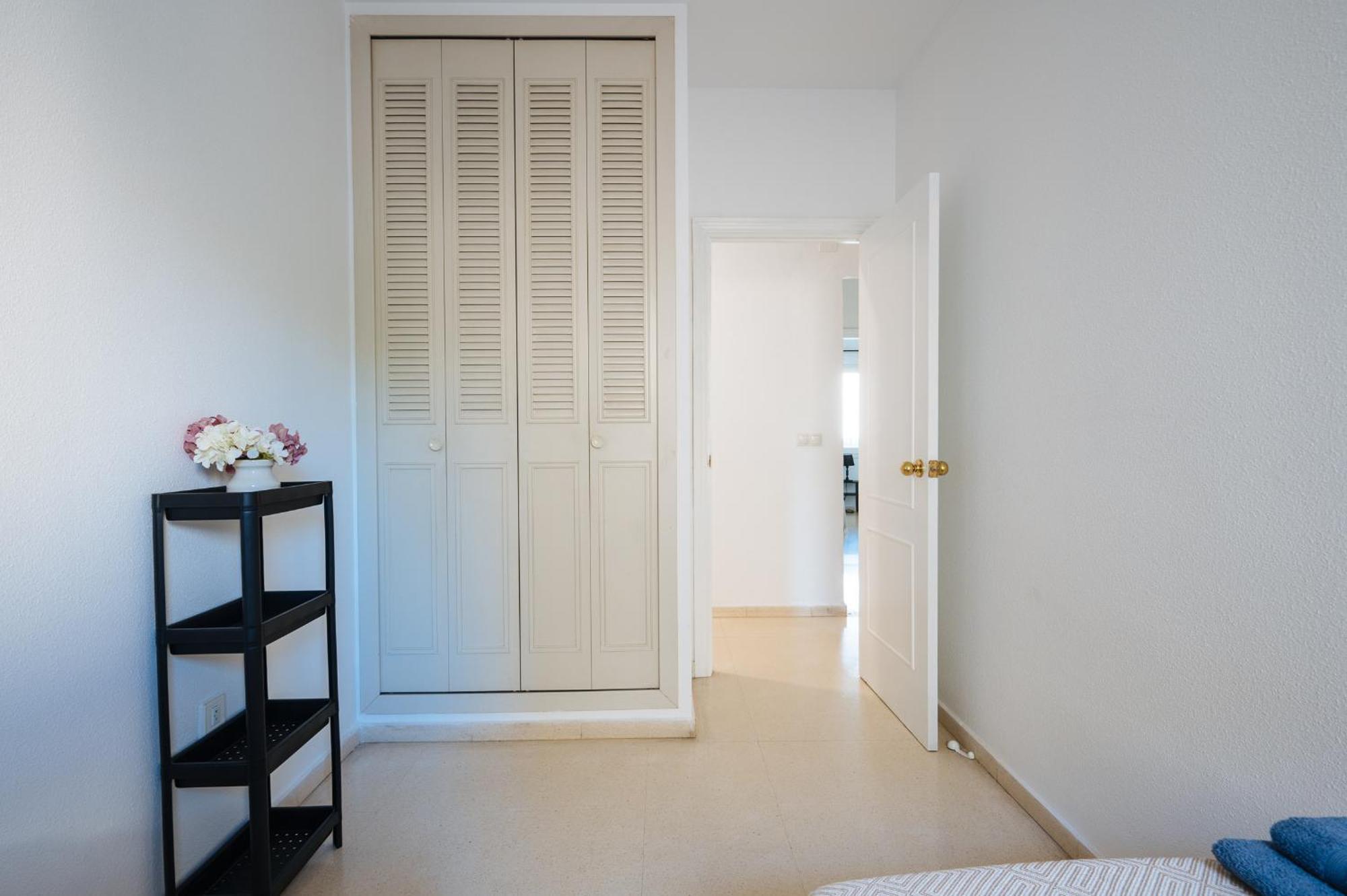 Piso Familiar Virgen Del Rocio Apartment Севиля Екстериор снимка