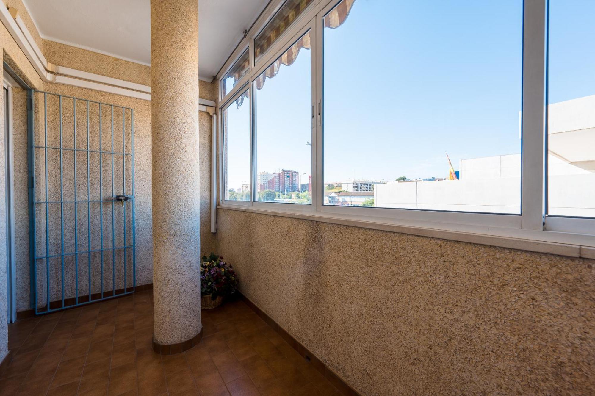 Piso Familiar Virgen Del Rocio Apartment Севиля Екстериор снимка